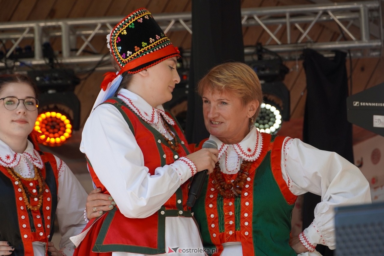 43. Święto Folkloru Kurpiowskiego w Zawadach [14.07.2024] - zdjęcie #25 - eOstroleka.pl