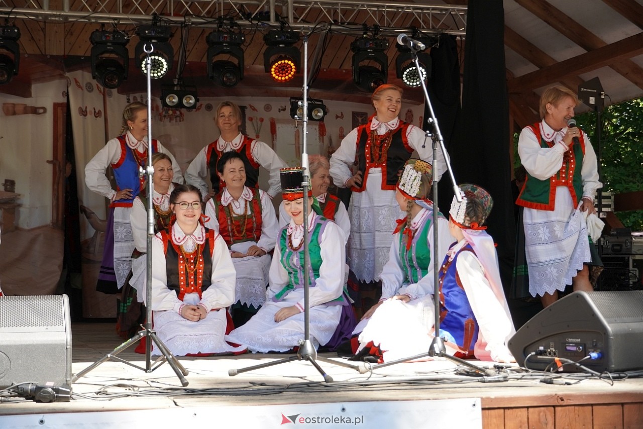 43. Święto Folkloru Kurpiowskiego w Zawadach [14.07.2024] - zdjęcie #17 - eOstroleka.pl