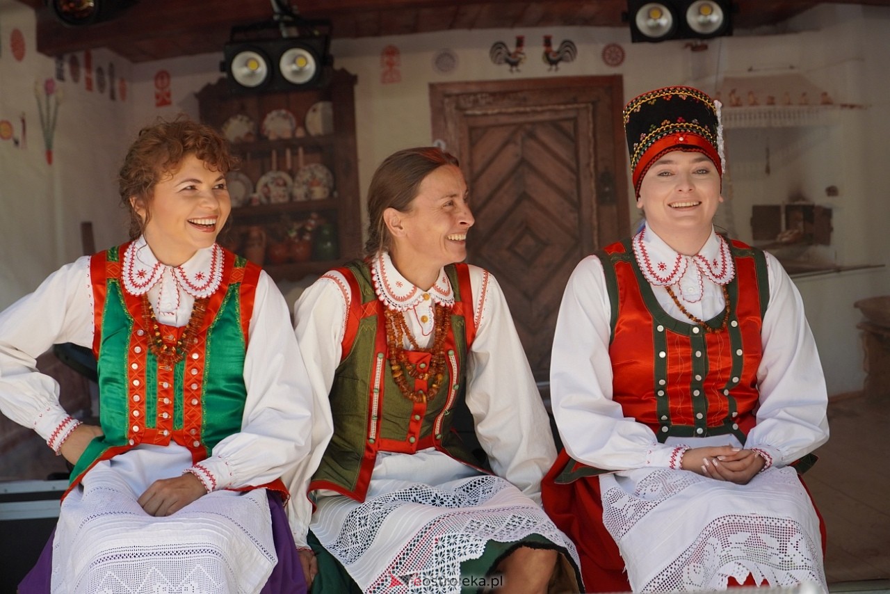 43. Święto Folkloru Kurpiowskiego w Zawadach [14.07.2024] - zdjęcie #15 - eOstroleka.pl