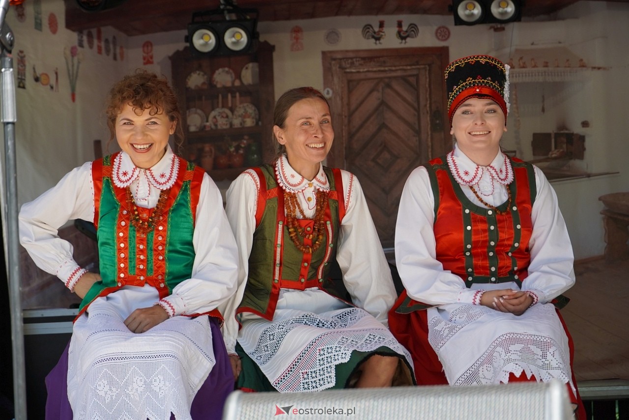 43. Święto Folkloru Kurpiowskiego w Zawadach [14.07.2024] - zdjęcie #14 - eOstroleka.pl