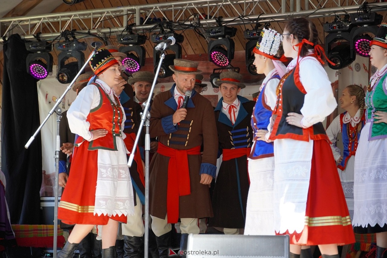 43. Święto Folkloru Kurpiowskiego w Zawadach [14.07.2024] - zdjęcie #7 - eOstroleka.pl
