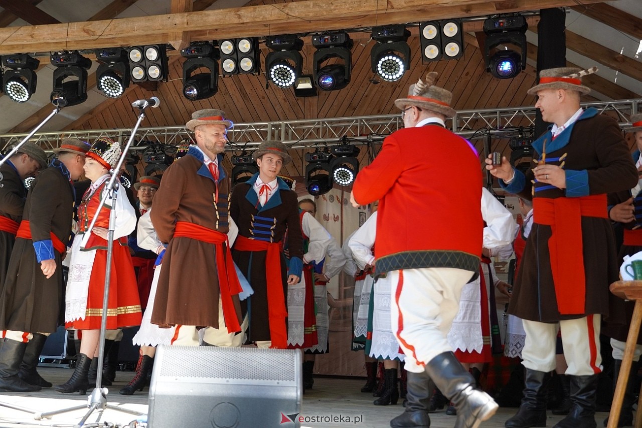43. Święto Folkloru Kurpiowskiego w Zawadach [14.07.2024] - zdjęcie #2 - eOstroleka.pl