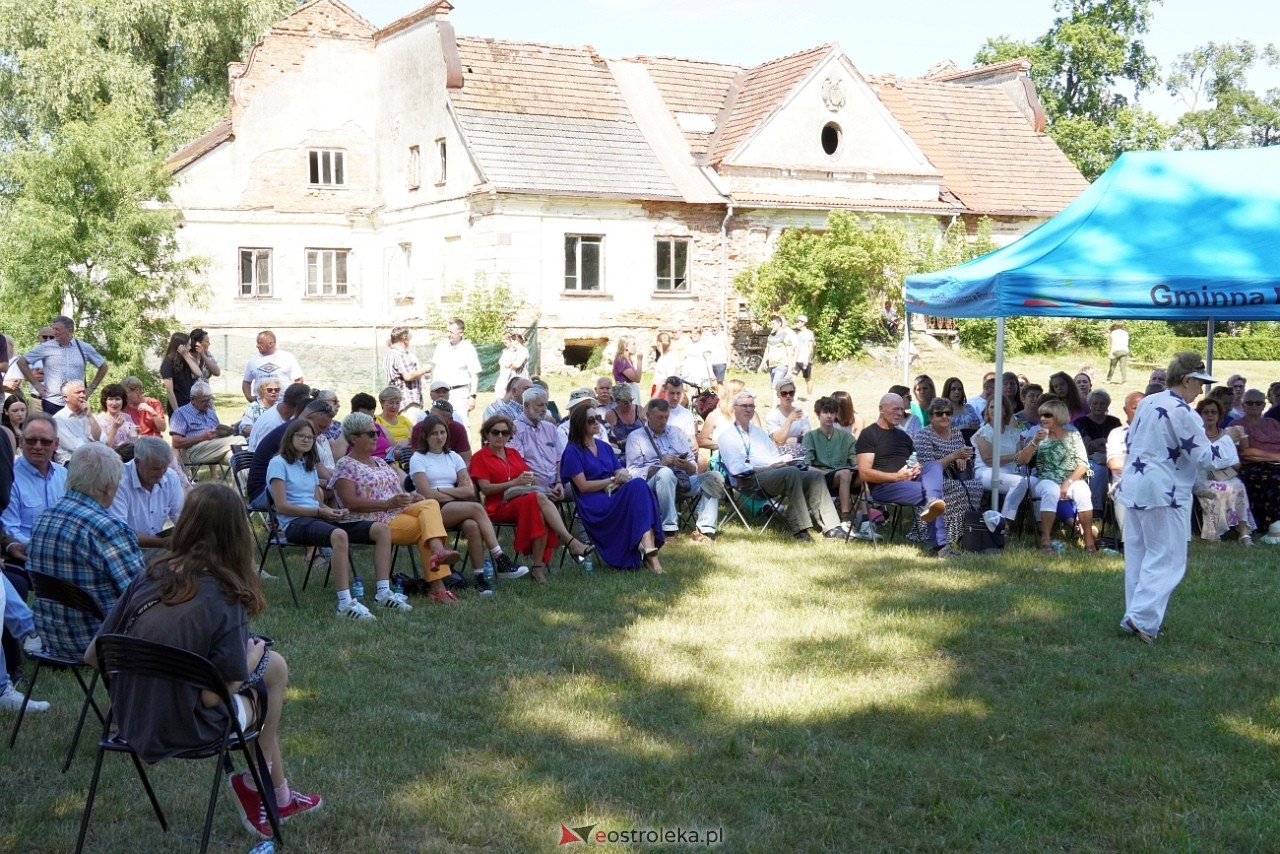 Koncert z cyklu „CHOPIN en VACANCES” w Susku Starym [14.07.2024] - zdjęcie #65 - eOstroleka.pl
