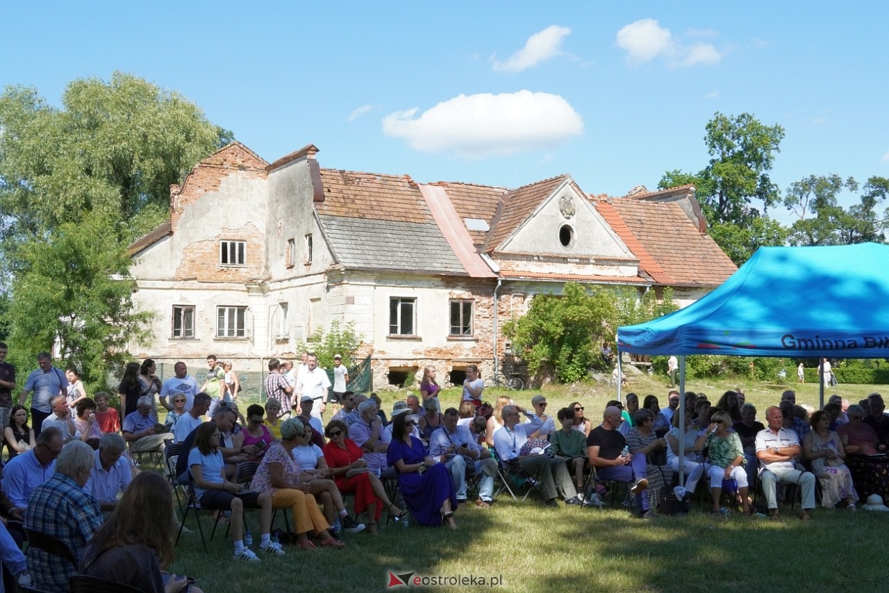 Koncert z cyklu „CHOPIN en VACANCES” w Susku Starym [14.07.2024] - zdjęcie #64 - eOstroleka.pl
