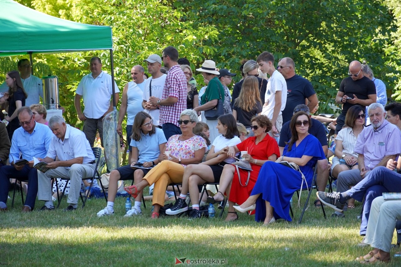 Koncert z cyklu „CHOPIN en VACANCES” w Susku Starym [14.07.2024] - zdjęcie #57 - eOstroleka.pl