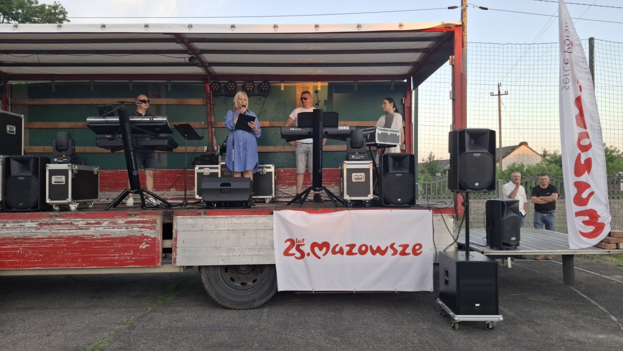 Potańcówka w Durlasach [13.07.2024] - zdjęcie #40 - eOstroleka.pl