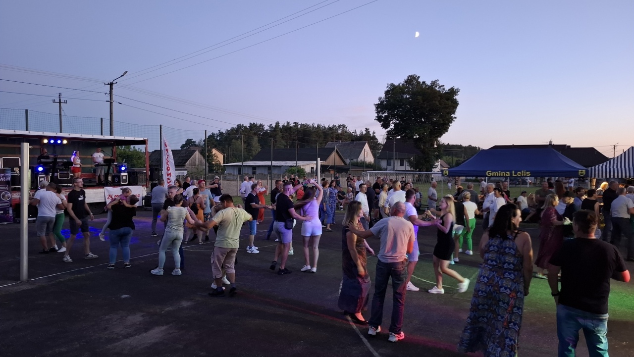 Potańcówka w Durlasach [13.07.2024] - zdjęcie #10 - eOstroleka.pl