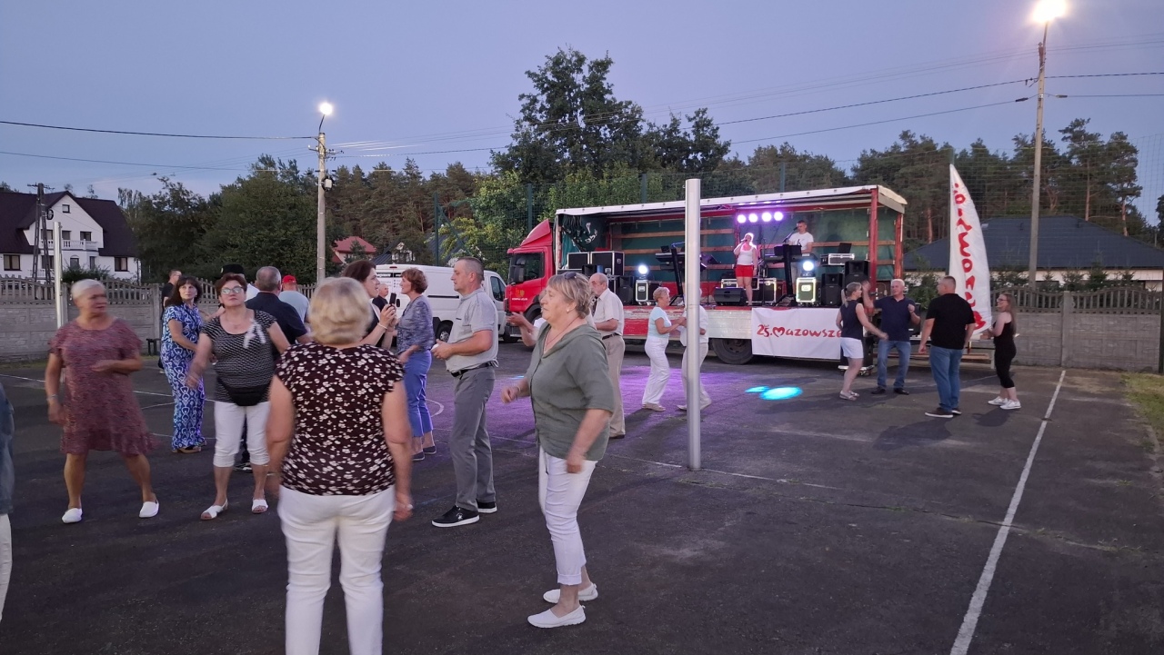 Potańcówka w Durlasach [13.07.2024] - zdjęcie #7 - eOstroleka.pl