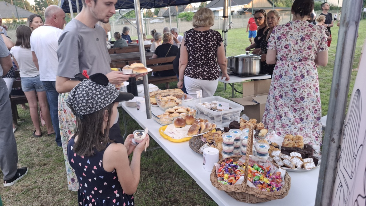 Potańcówka w Durlasach [13.07.2024] - zdjęcie #30 - eOstroleka.pl