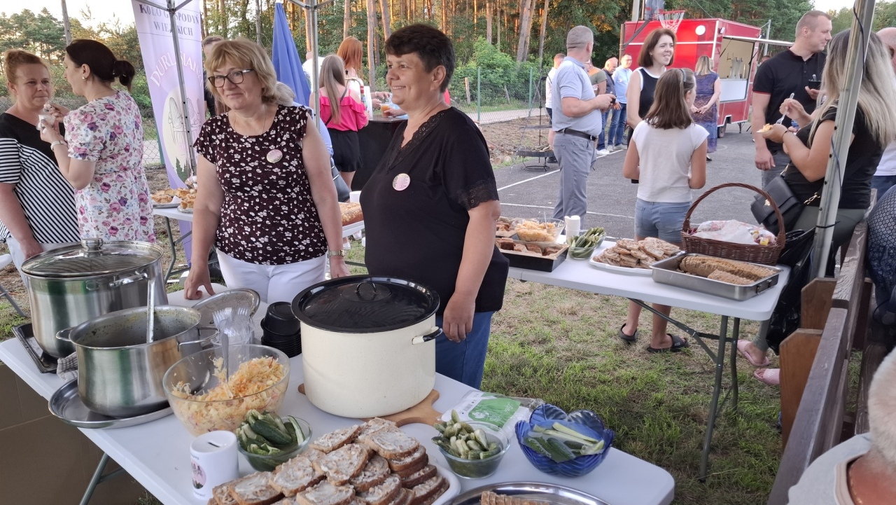 Potańcówka w Durlasach [13.07.2024] - zdjęcie #25 - eOstroleka.pl