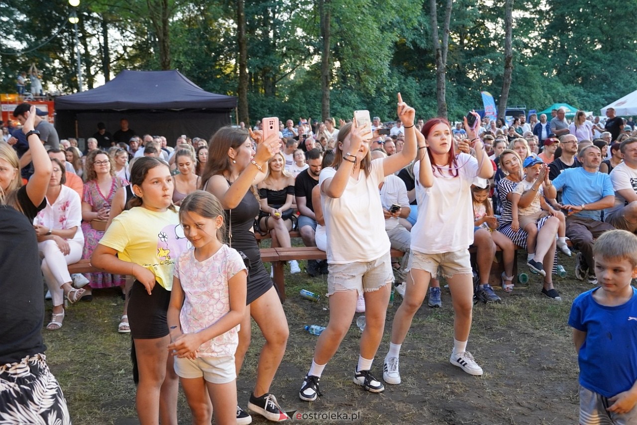 Gromee na zakończenie Święta Folkloru Kurpiowskiego w Zawadach [14.07.2024] - zdjęcie #149 - eOstroleka.pl