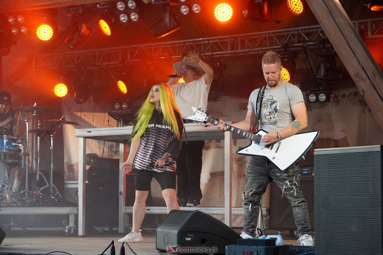 Gromee na zakończenie Święta Folkloru Kurpiowskiego w Zawadach [14.07.2024] - zdjęcie #143 - eOstroleka.pl