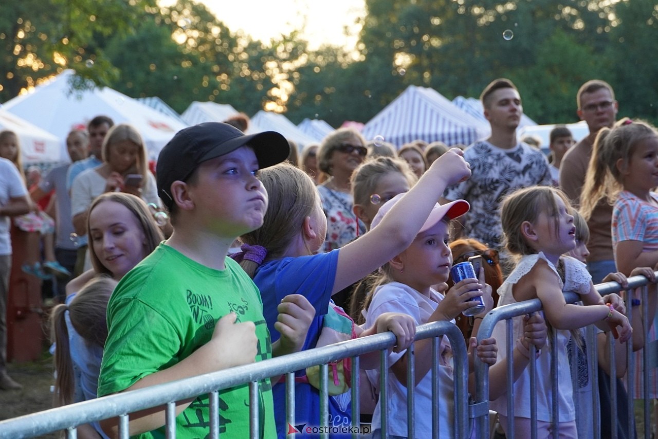 Gromee na zakończenie Święta Folkloru Kurpiowskiego w Zawadach [14.07.2024] - zdjęcie #122 - eOstroleka.pl