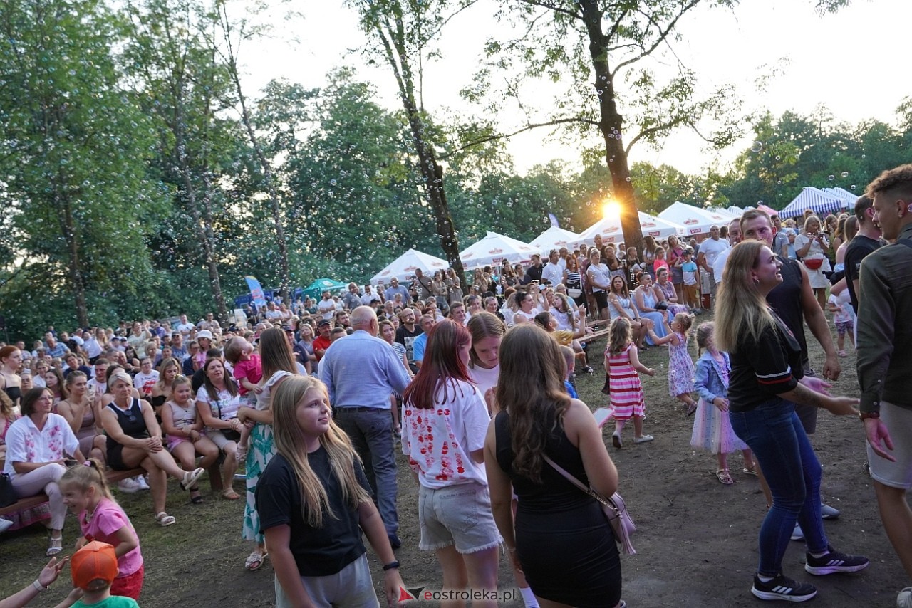 Gromee na zakończenie Święta Folkloru Kurpiowskiego w Zawadach [14.07.2024] - zdjęcie #116 - eOstroleka.pl