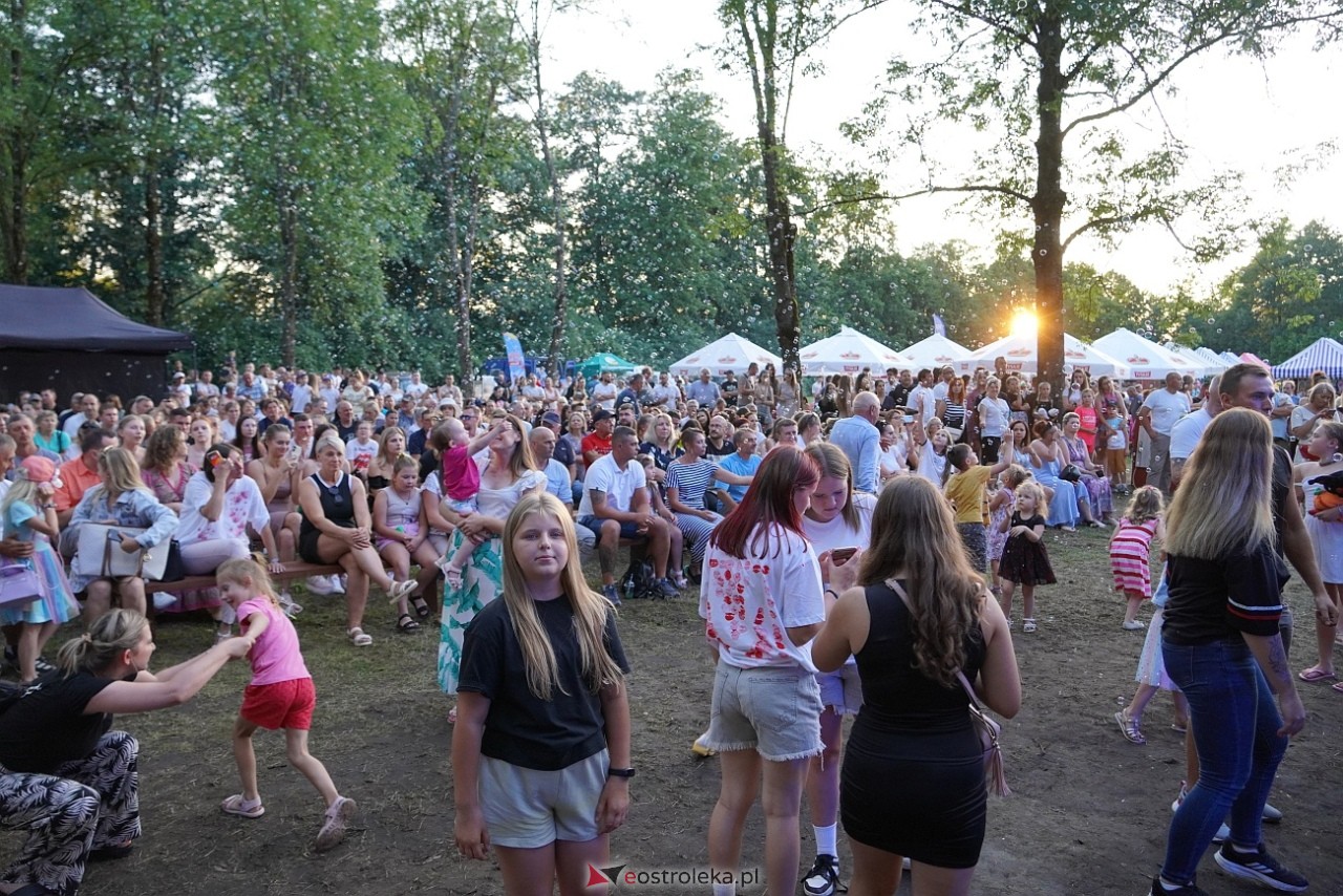 Gromee na zakończenie Święta Folkloru Kurpiowskiego w Zawadach [14.07.2024] - zdjęcie #115 - eOstroleka.pl