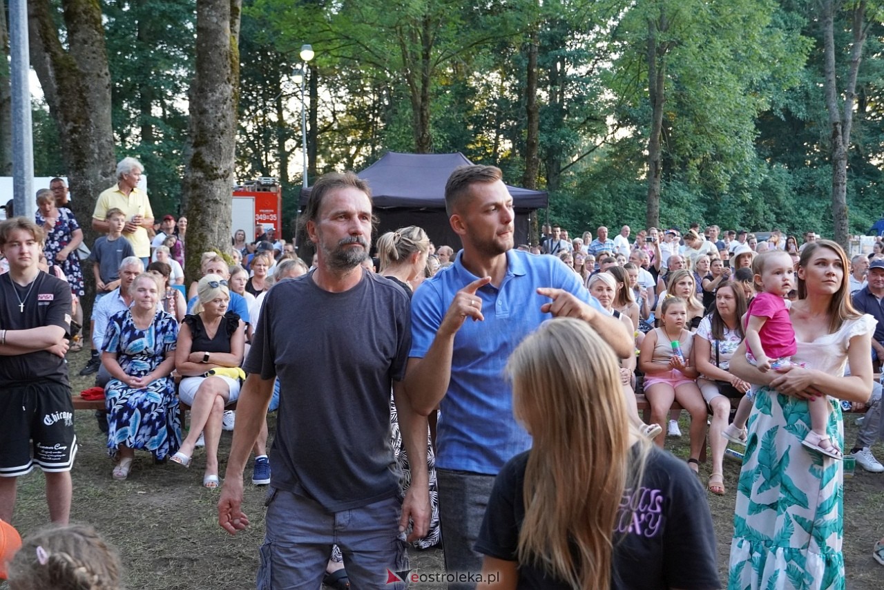 Gromee na zakończenie Święta Folkloru Kurpiowskiego w Zawadach [14.07.2024] - zdjęcie #114 - eOstroleka.pl
