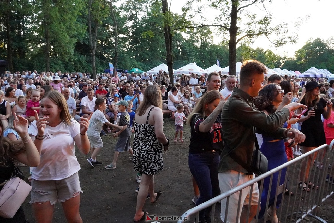 Gromee na zakończenie Święta Folkloru Kurpiowskiego w Zawadach [14.07.2024] - zdjęcie #110 - eOstroleka.pl
