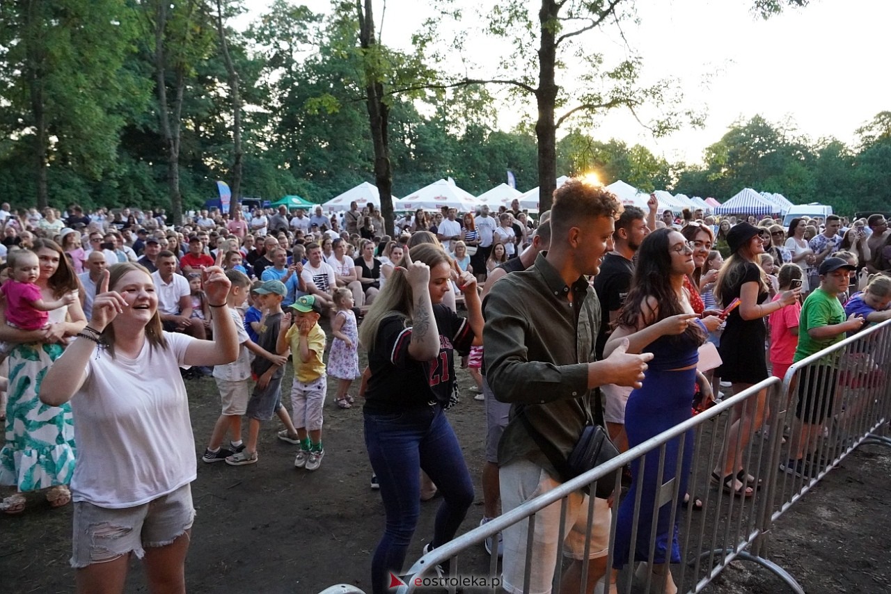 Gromee na zakończenie Święta Folkloru Kurpiowskiego w Zawadach [14.07.2024] - zdjęcie #109 - eOstroleka.pl