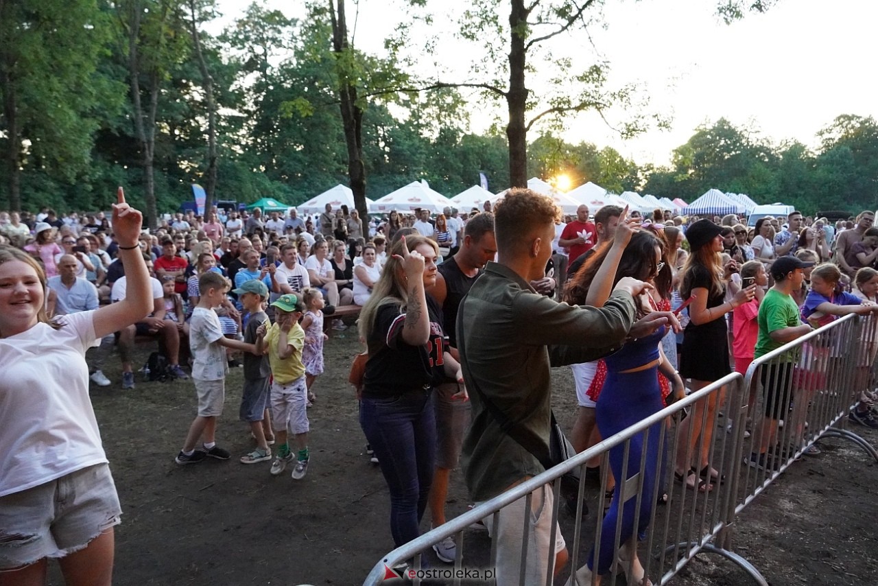 Gromee na zakończenie Święta Folkloru Kurpiowskiego w Zawadach [14.07.2024] - zdjęcie #108 - eOstroleka.pl