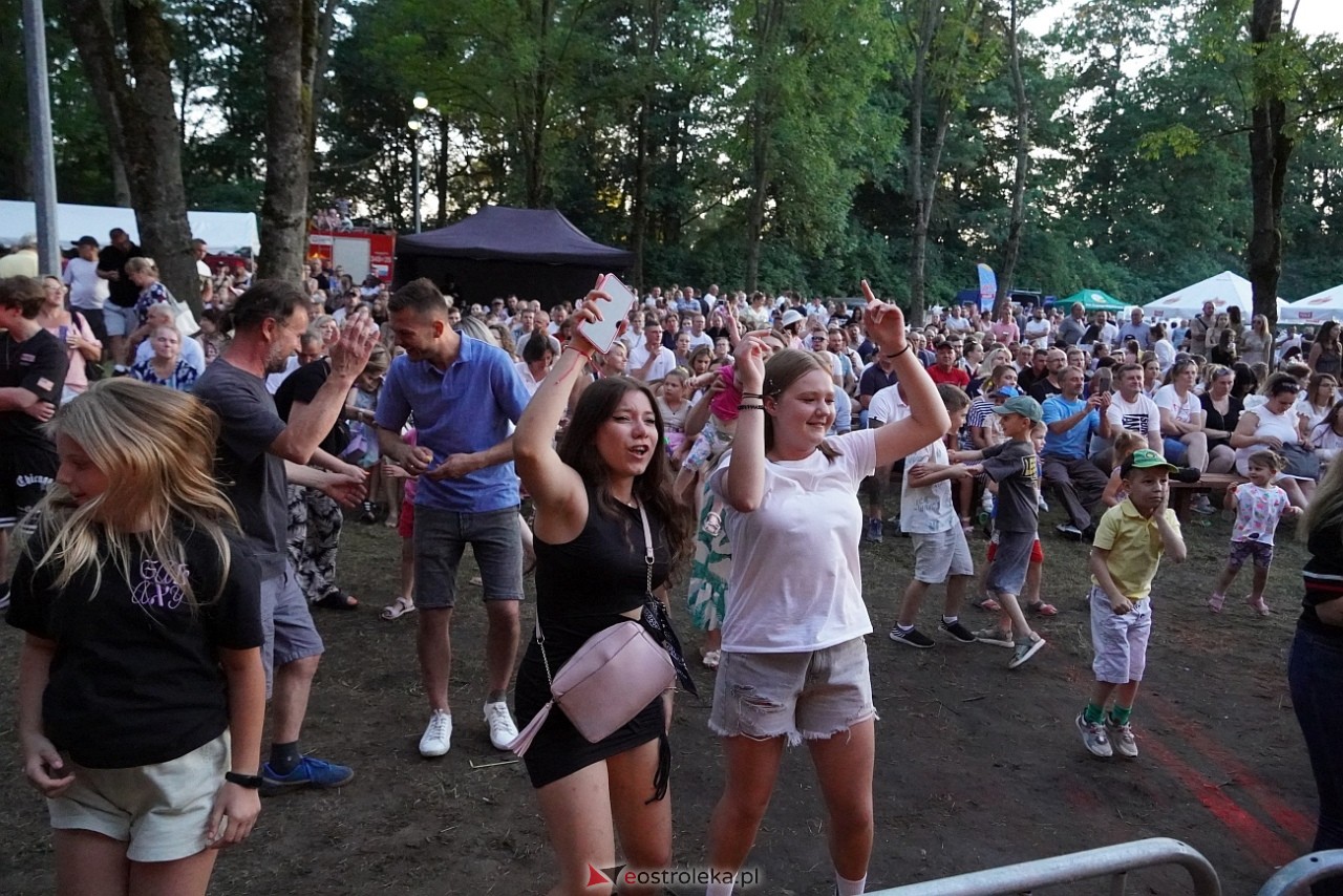 Gromee na zakończenie Święta Folkloru Kurpiowskiego w Zawadach [14.07.2024] - zdjęcie #106 - eOstroleka.pl