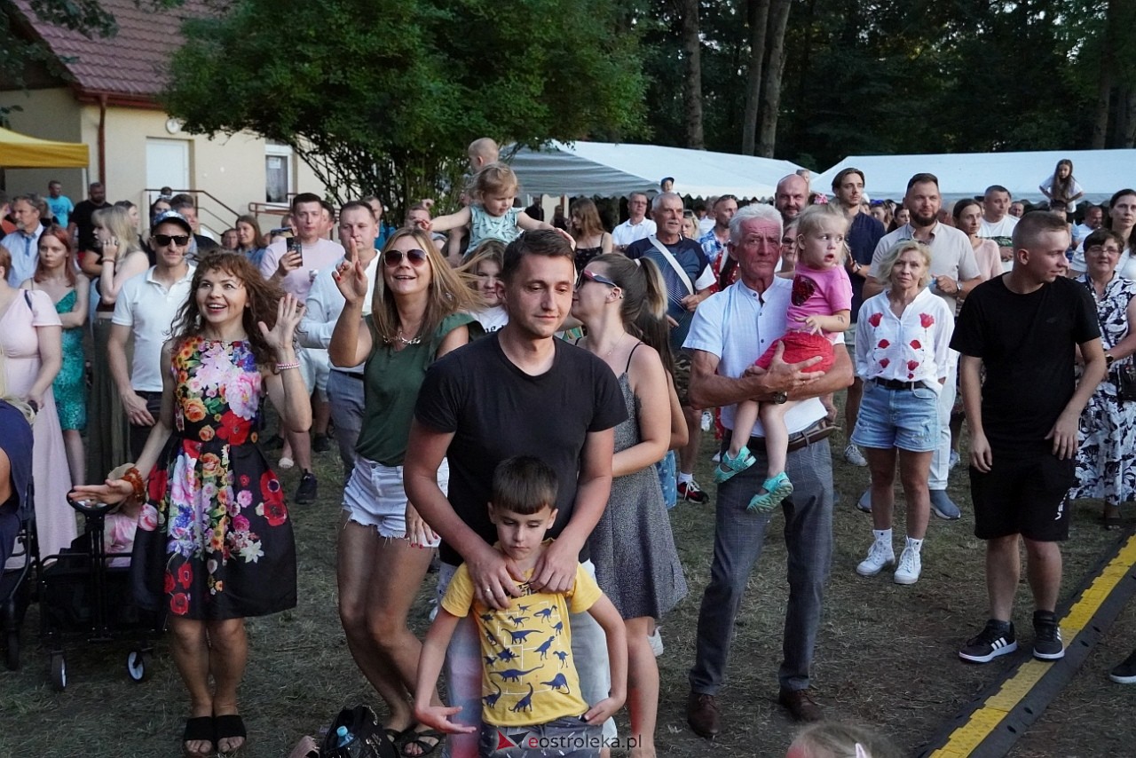 Gromee na zakończenie Święta Folkloru Kurpiowskiego w Zawadach [14.07.2024] - zdjęcie #105 - eOstroleka.pl