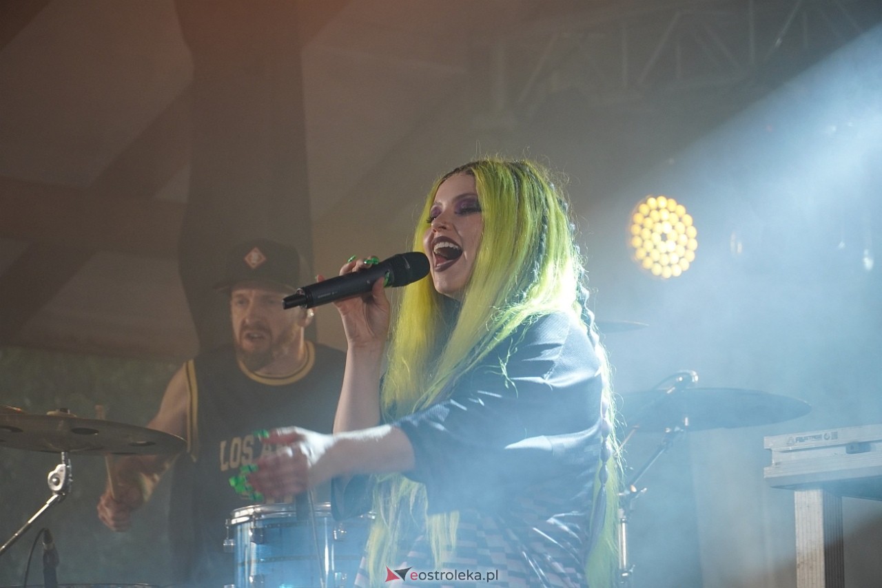 Gromee na zakończenie Święta Folkloru Kurpiowskiego w Zawadach [14.07.2024] - zdjęcie #104 - eOstroleka.pl