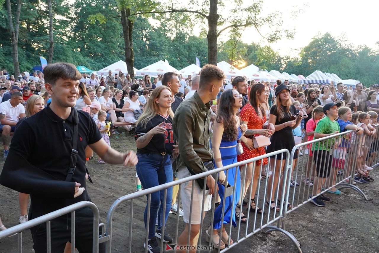 Gromee na zakończenie Święta Folkloru Kurpiowskiego w Zawadach [14.07.2024] - zdjęcie #102 - eOstroleka.pl