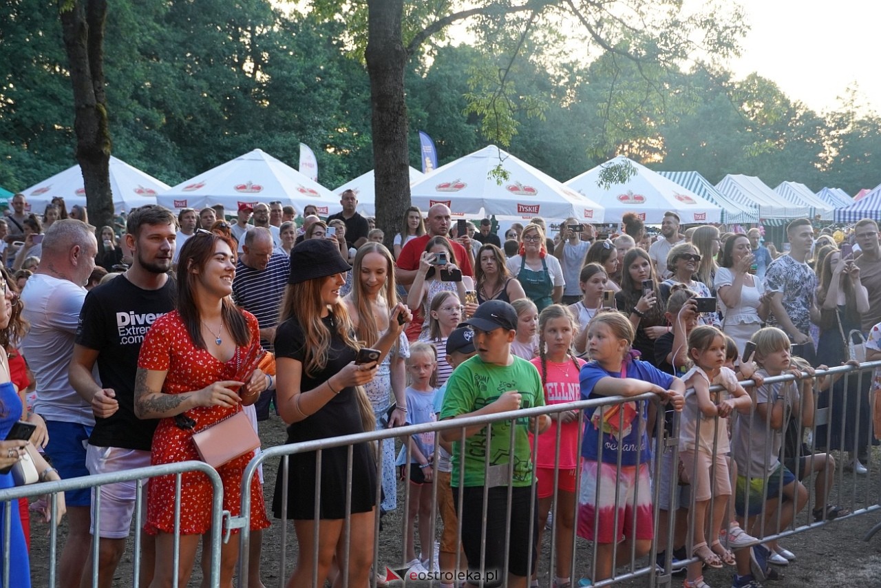 Gromee na zakończenie Święta Folkloru Kurpiowskiego w Zawadach [14.07.2024] - zdjęcie #101 - eOstroleka.pl