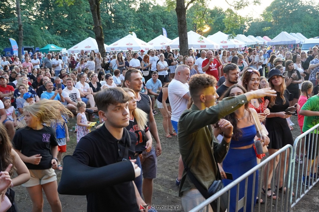Gromee na zakończenie Święta Folkloru Kurpiowskiego w Zawadach [14.07.2024] - zdjęcie #100 - eOstroleka.pl