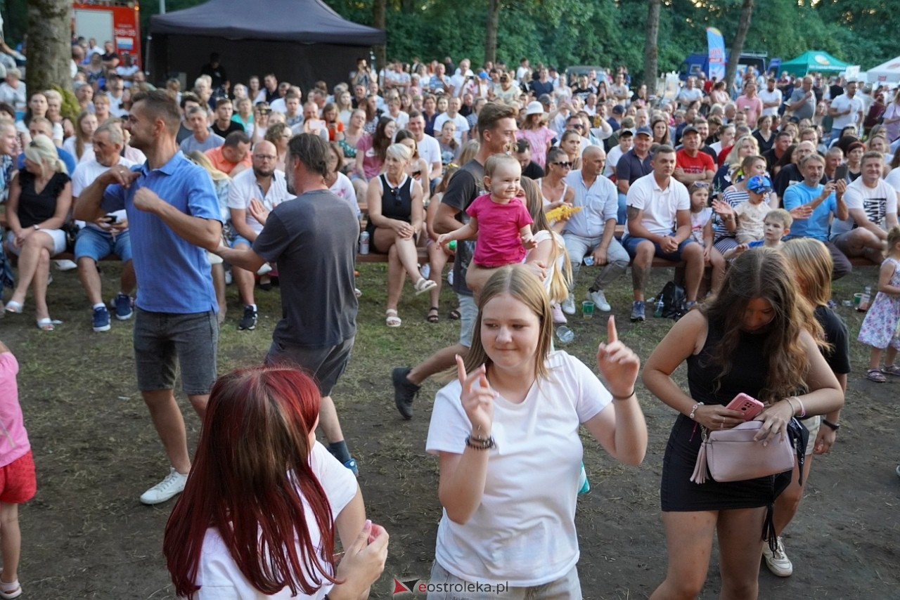 Gromee na zakończenie Święta Folkloru Kurpiowskiego w Zawadach [14.07.2024] - zdjęcie #98 - eOstroleka.pl