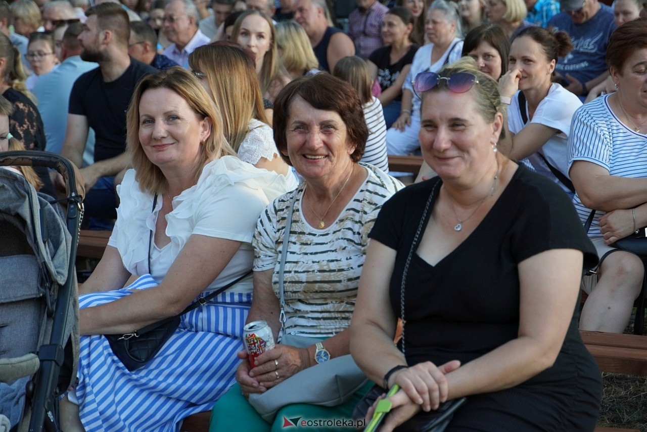 Gromee na zakończenie Święta Folkloru Kurpiowskiego w Zawadach [14.07.2024] - zdjęcie #94 - eOstroleka.pl