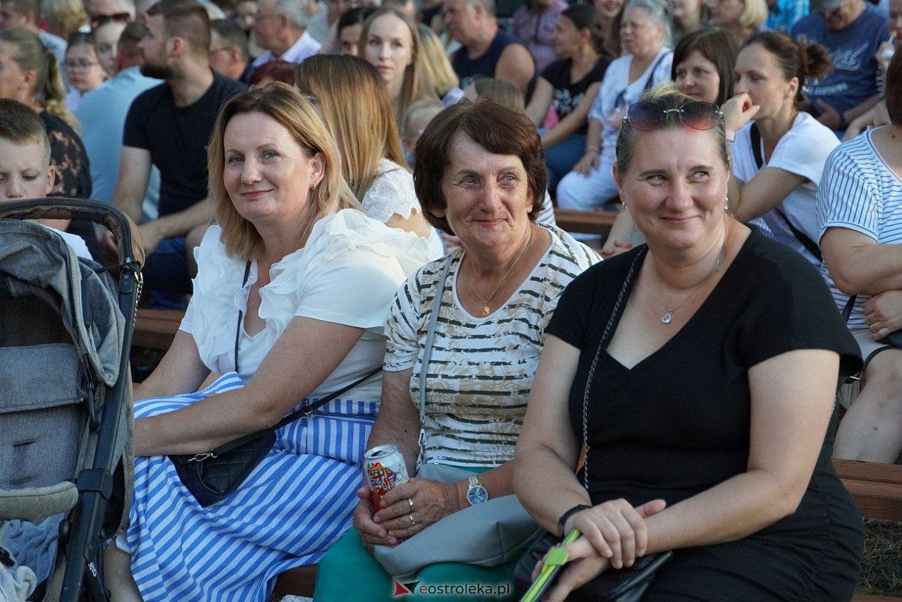 Gromee na zakończenie Święta Folkloru Kurpiowskiego w Zawadach [14.07.2024] - zdjęcie #93 - eOstroleka.pl