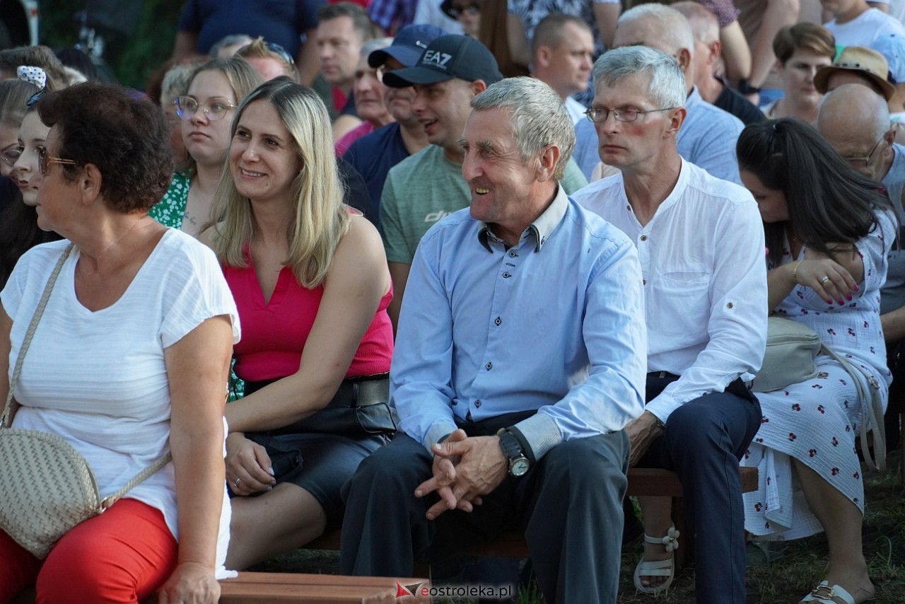 Gromee na zakończenie Święta Folkloru Kurpiowskiego w Zawadach [14.07.2024] - zdjęcie #91 - eOstroleka.pl