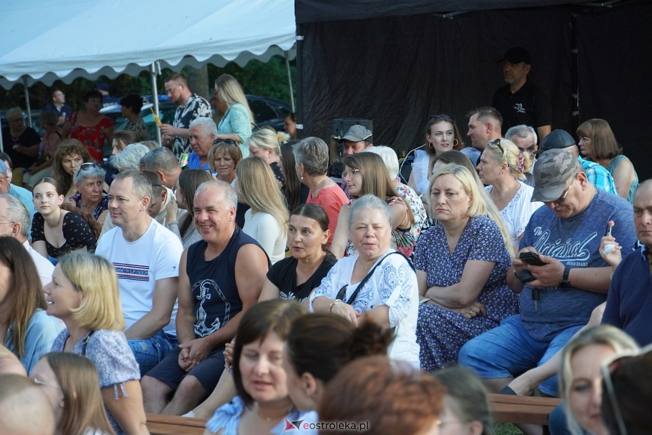 Gromee na zakończenie Święta Folkloru Kurpiowskiego w Zawadach [14.07.2024] - zdjęcie #86 - eOstroleka.pl