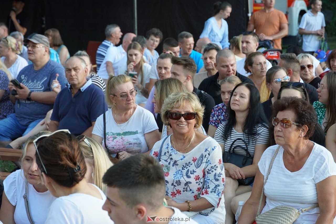Gromee na zakończenie Święta Folkloru Kurpiowskiego w Zawadach [14.07.2024] - zdjęcie #84 - eOstroleka.pl