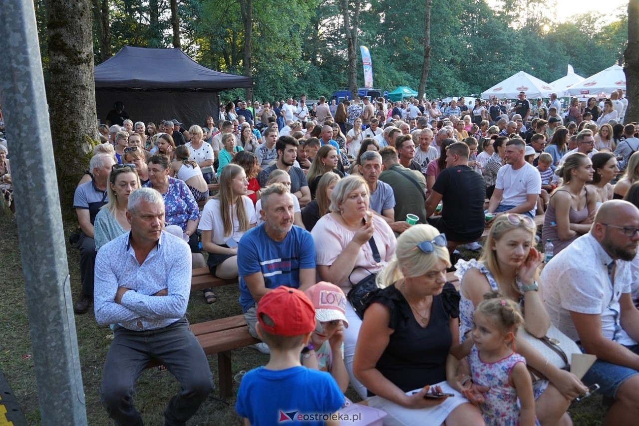 Gromee na zakończenie Święta Folkloru Kurpiowskiego w Zawadach [14.07.2024] - zdjęcie #82 - eOstroleka.pl