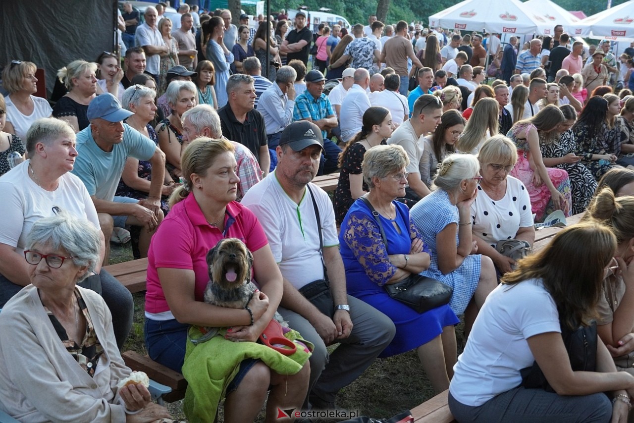 Gromee na zakończenie Święta Folkloru Kurpiowskiego w Zawadach [14.07.2024] - zdjęcie #76 - eOstroleka.pl