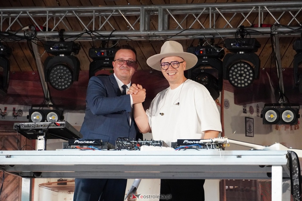 Gromee na zakończenie Święta Folkloru Kurpiowskiego w Zawadach [14.07.2024] - zdjęcie #58 - eOstroleka.pl