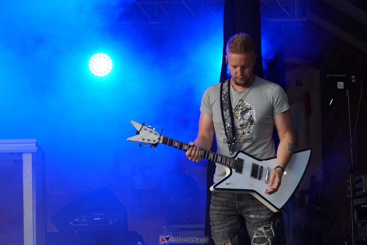 Gromee na zakończenie Święta Folkloru Kurpiowskiego w Zawadach [14.07.2024] - zdjęcie #56 - eOstroleka.pl