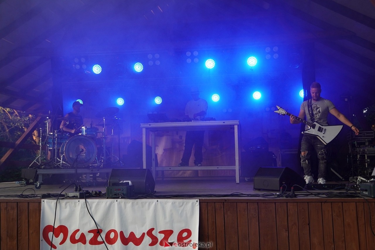 Gromee na zakończenie Święta Folkloru Kurpiowskiego w Zawadach [14.07.2024] - zdjęcie #53 - eOstroleka.pl