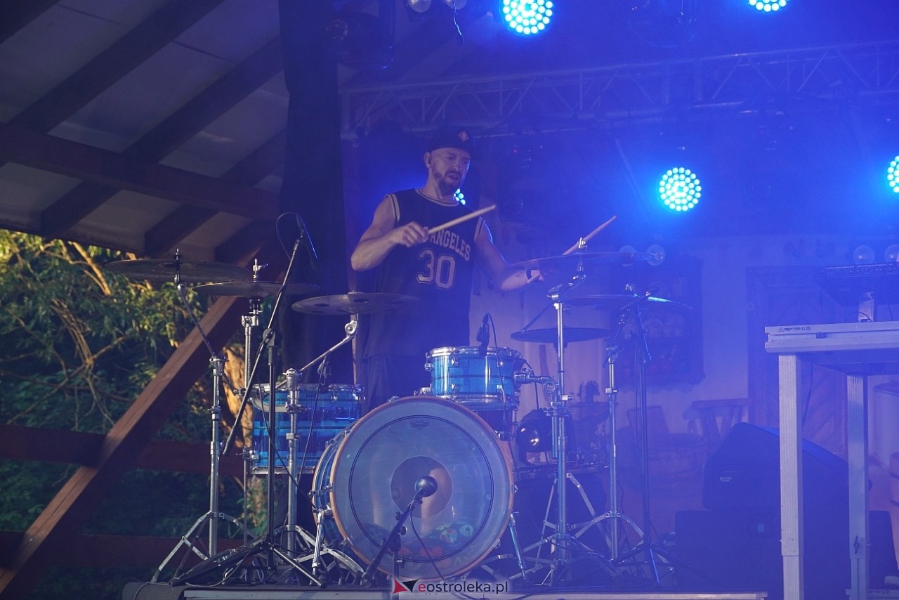 Gromee na zakończenie Święta Folkloru Kurpiowskiego w Zawadach [14.07.2024] - zdjęcie #49 - eOstroleka.pl