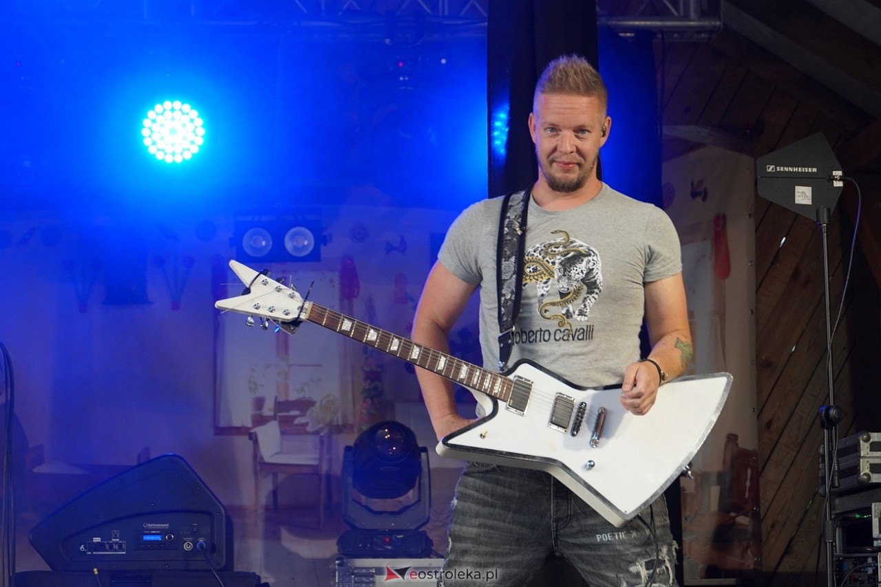 Gromee na zakończenie Święta Folkloru Kurpiowskiego w Zawadach [14.07.2024] - zdjęcie #46 - eOstroleka.pl