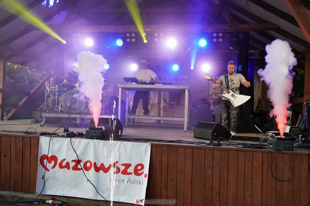 Gromee na zakończenie Święta Folkloru Kurpiowskiego w Zawadach [14.07.2024] - zdjęcie #45 - eOstroleka.pl