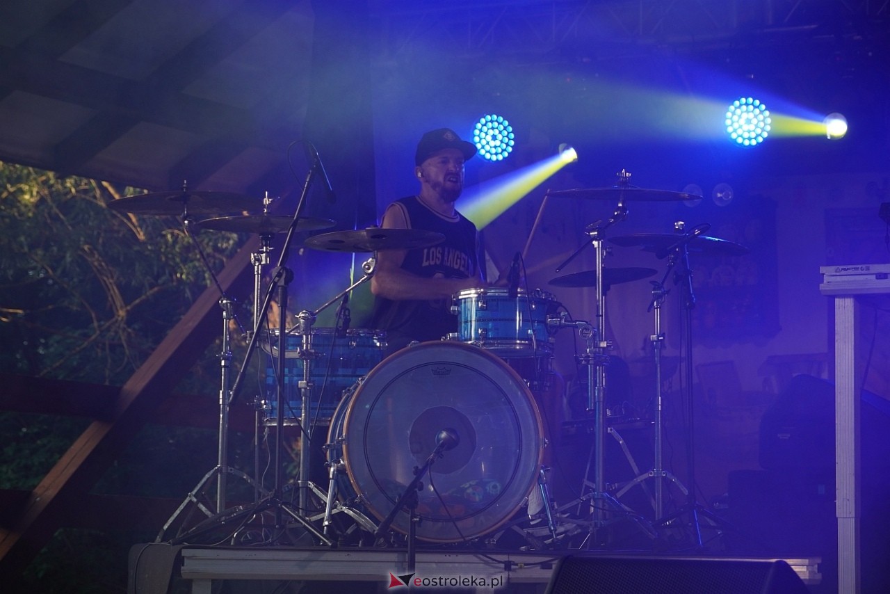 Gromee na zakończenie Święta Folkloru Kurpiowskiego w Zawadach [14.07.2024] - zdjęcie #43 - eOstroleka.pl