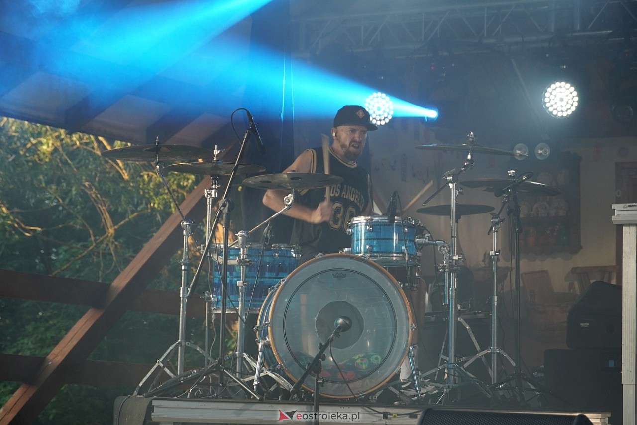 Gromee na zakończenie Święta Folkloru Kurpiowskiego w Zawadach [14.07.2024] - zdjęcie #42 - eOstroleka.pl