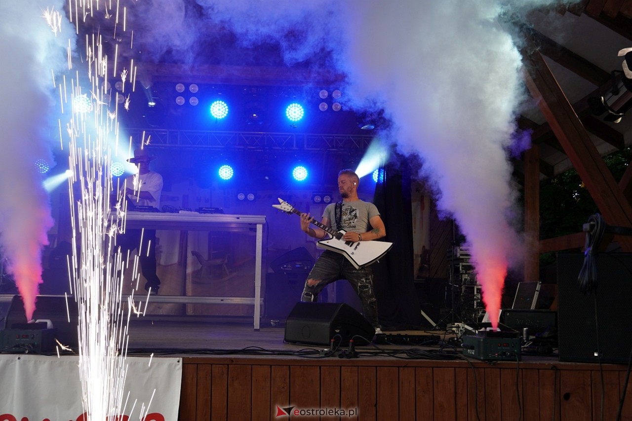 Gromee na zakończenie Święta Folkloru Kurpiowskiego w Zawadach [14.07.2024] - zdjęcie #39 - eOstroleka.pl