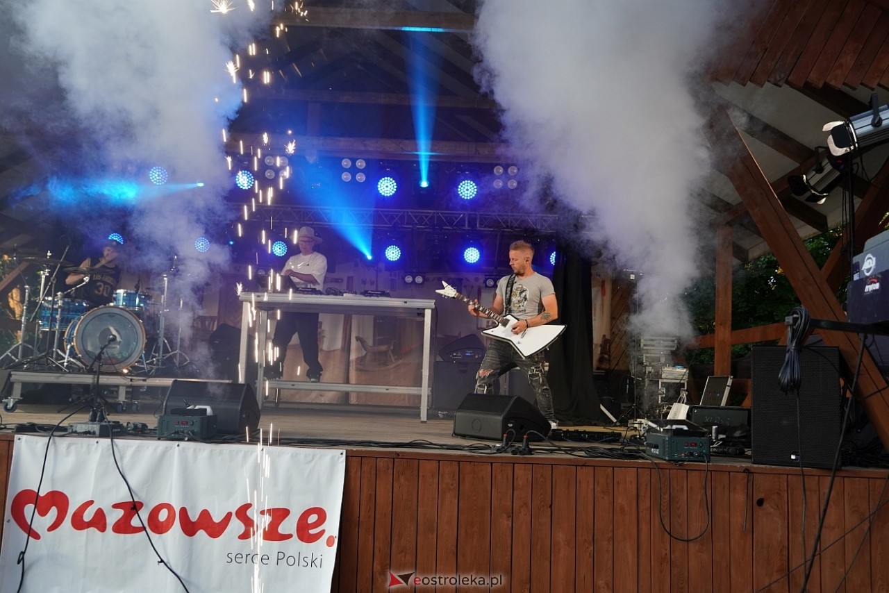 Gromee na zakończenie Święta Folkloru Kurpiowskiego w Zawadach [14.07.2024] - zdjęcie #38 - eOstroleka.pl