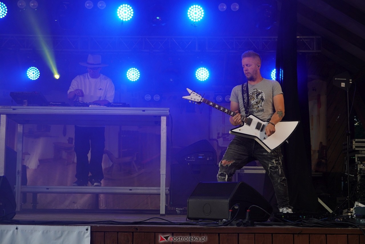 Gromee na zakończenie Święta Folkloru Kurpiowskiego w Zawadach [14.07.2024] - zdjęcie #32 - eOstroleka.pl