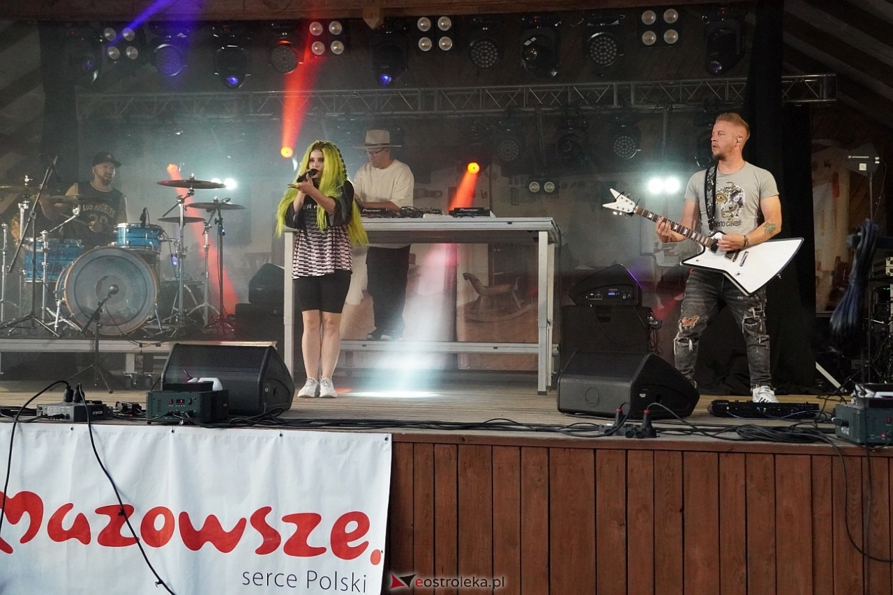 Gromee na zakończenie Święta Folkloru Kurpiowskiego w Zawadach [14.07.2024] - zdjęcie #21 - eOstroleka.pl