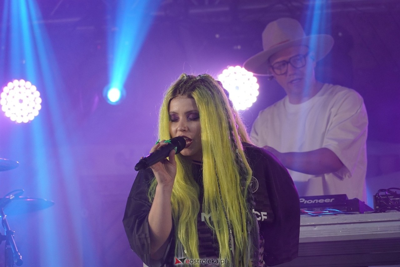 Gromee na zakończenie Święta Folkloru Kurpiowskiego w Zawadach [14.07.2024] - zdjęcie #14 - eOstroleka.pl